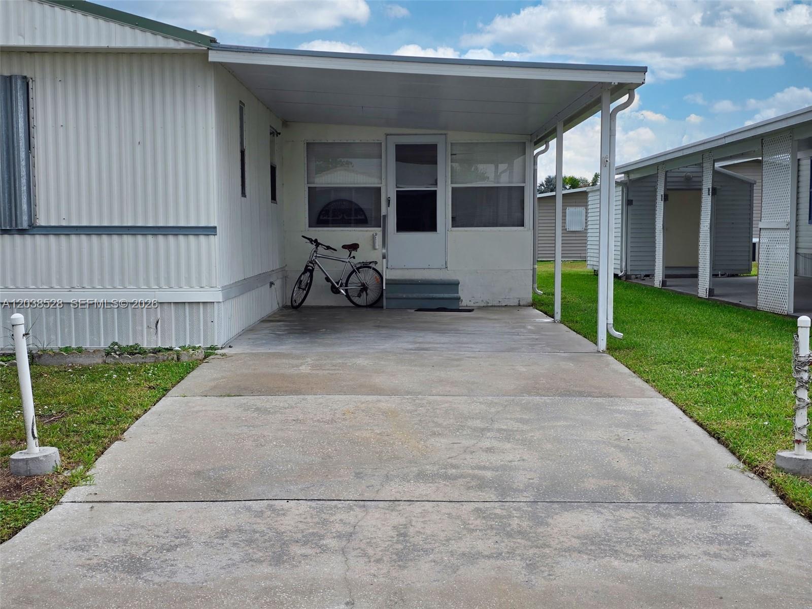 1601 US HWY 441 SE #156