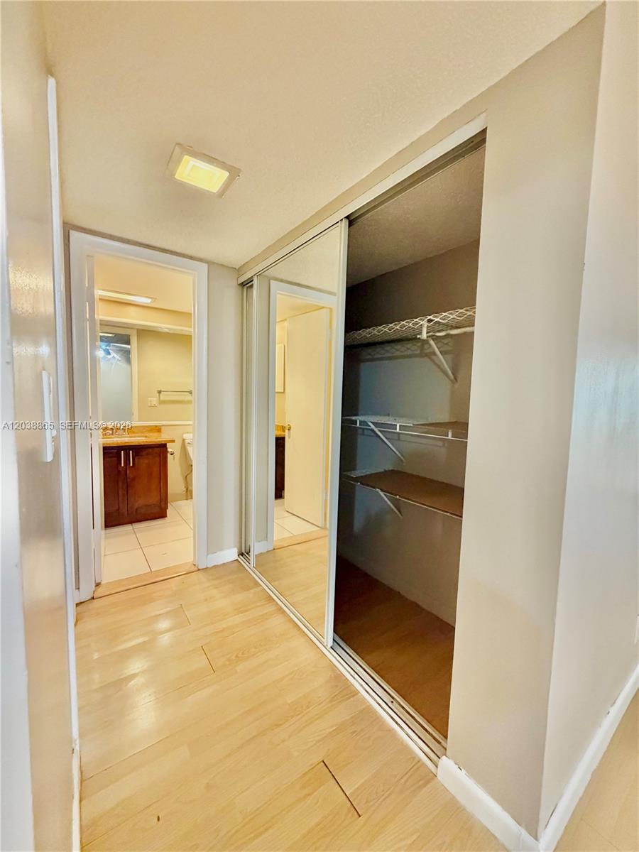 2320 S Cypress Bend Dr # 206