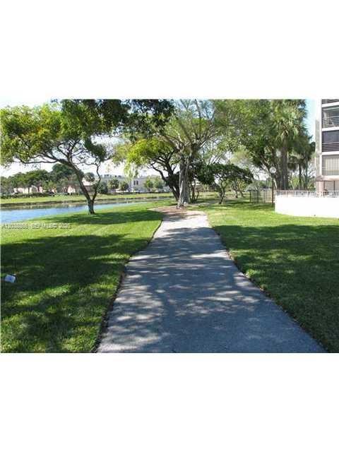 2320 S Cypress Bend Dr # 206