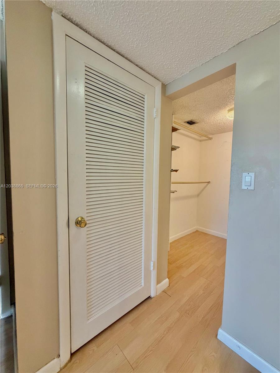 2320 S Cypress Bend Dr # 206