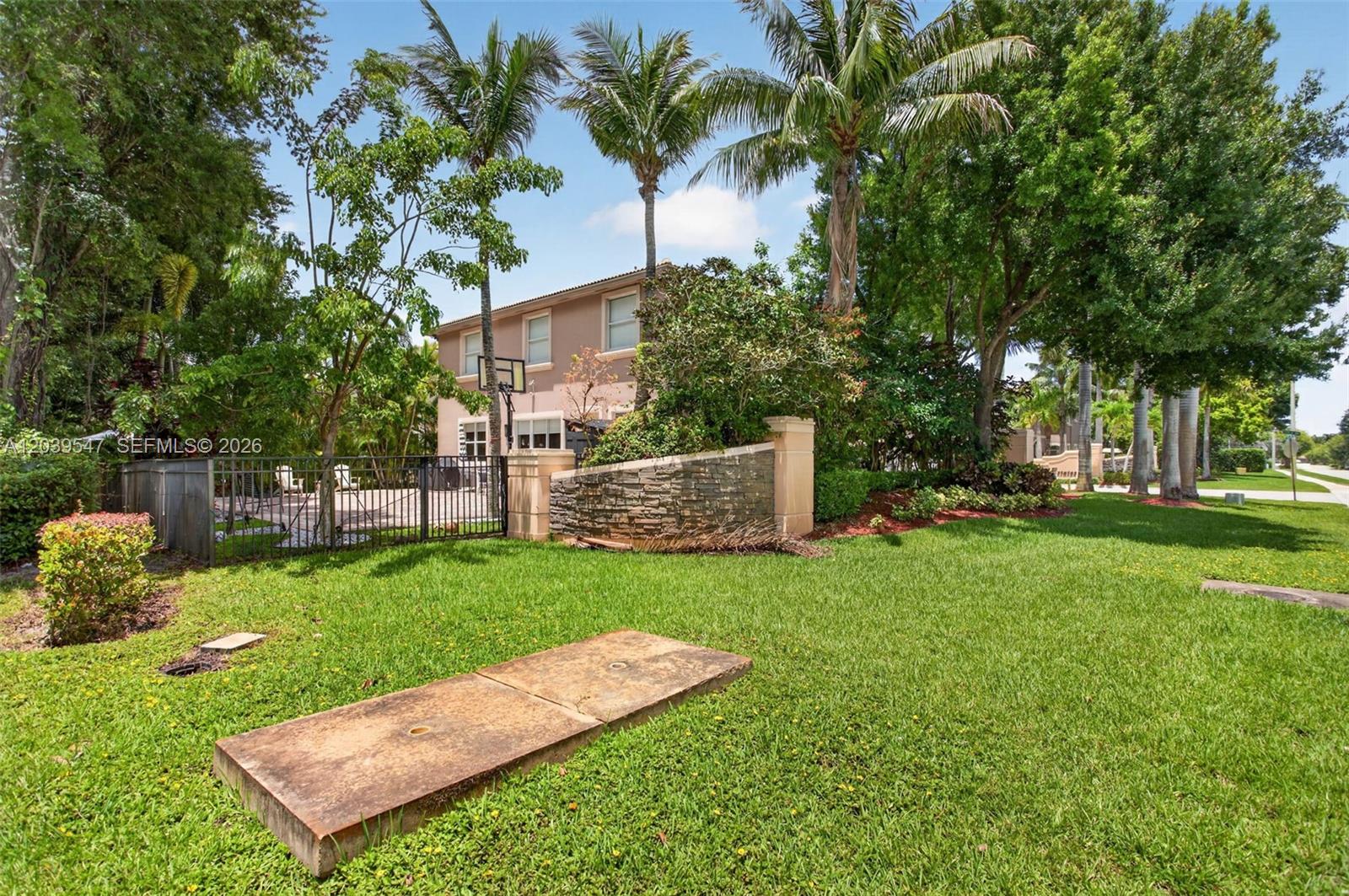 4907 Cypress Way