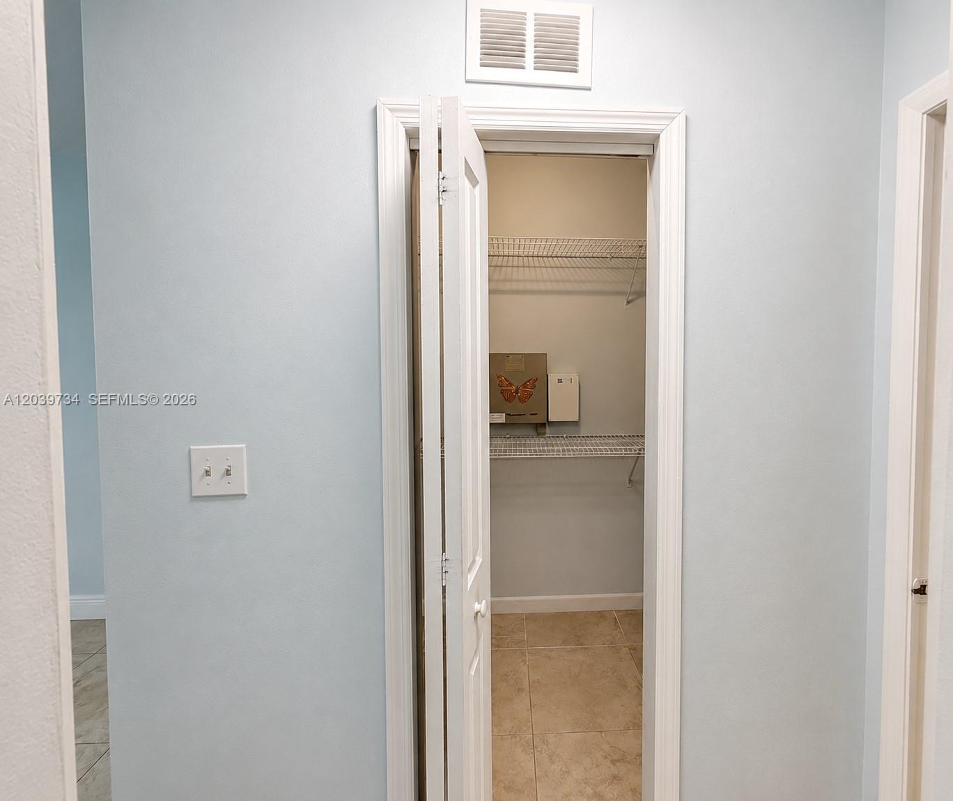 22384 Palomita Dr # 22384