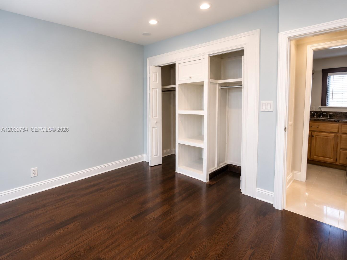 22384 Palomita Dr # 22384