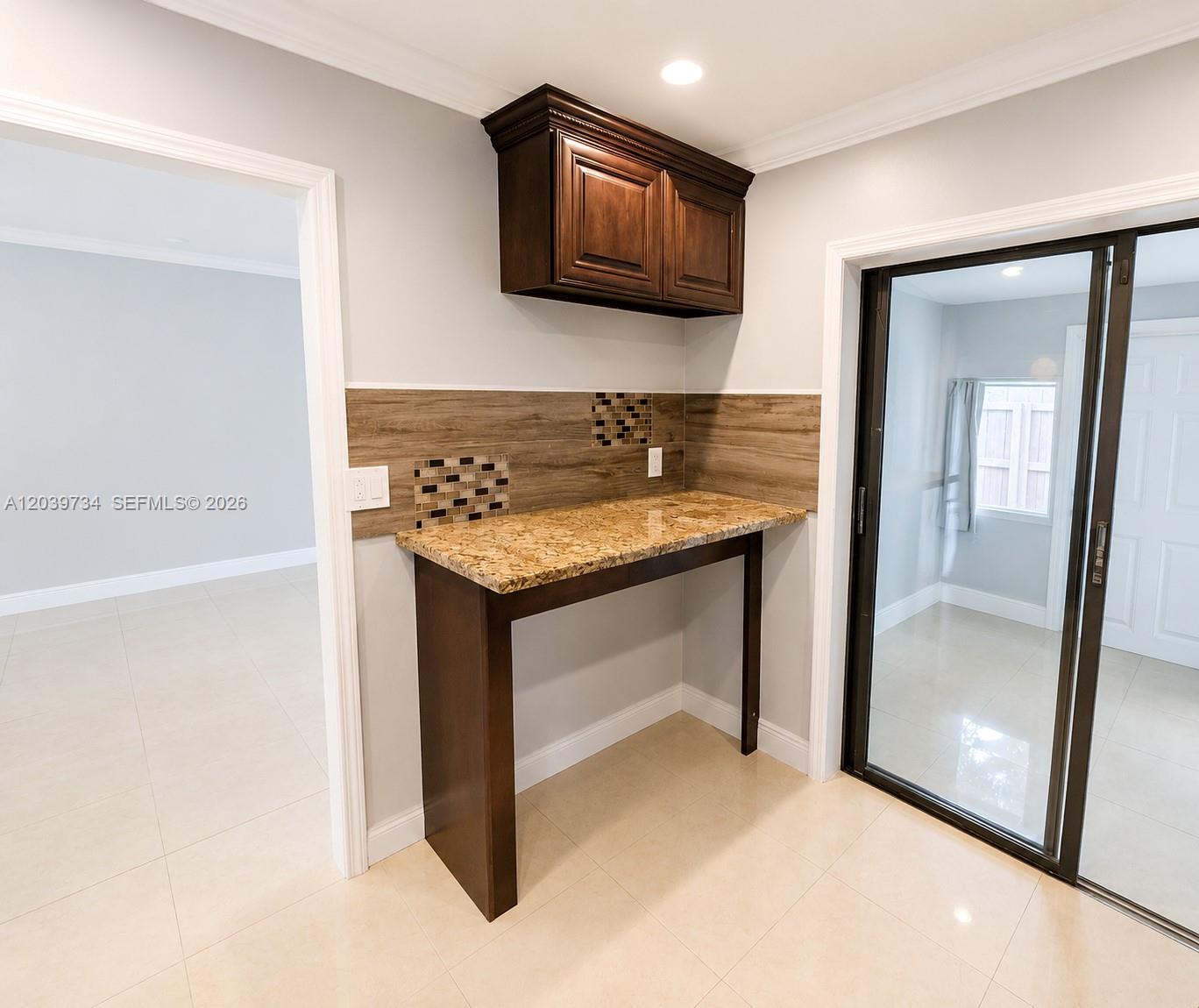 22384 Palomita Dr # 22384