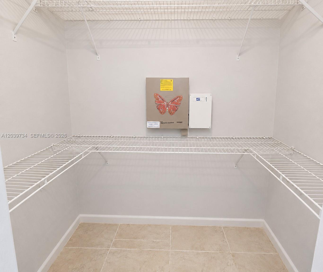 22384 Palomita Dr # 22384
