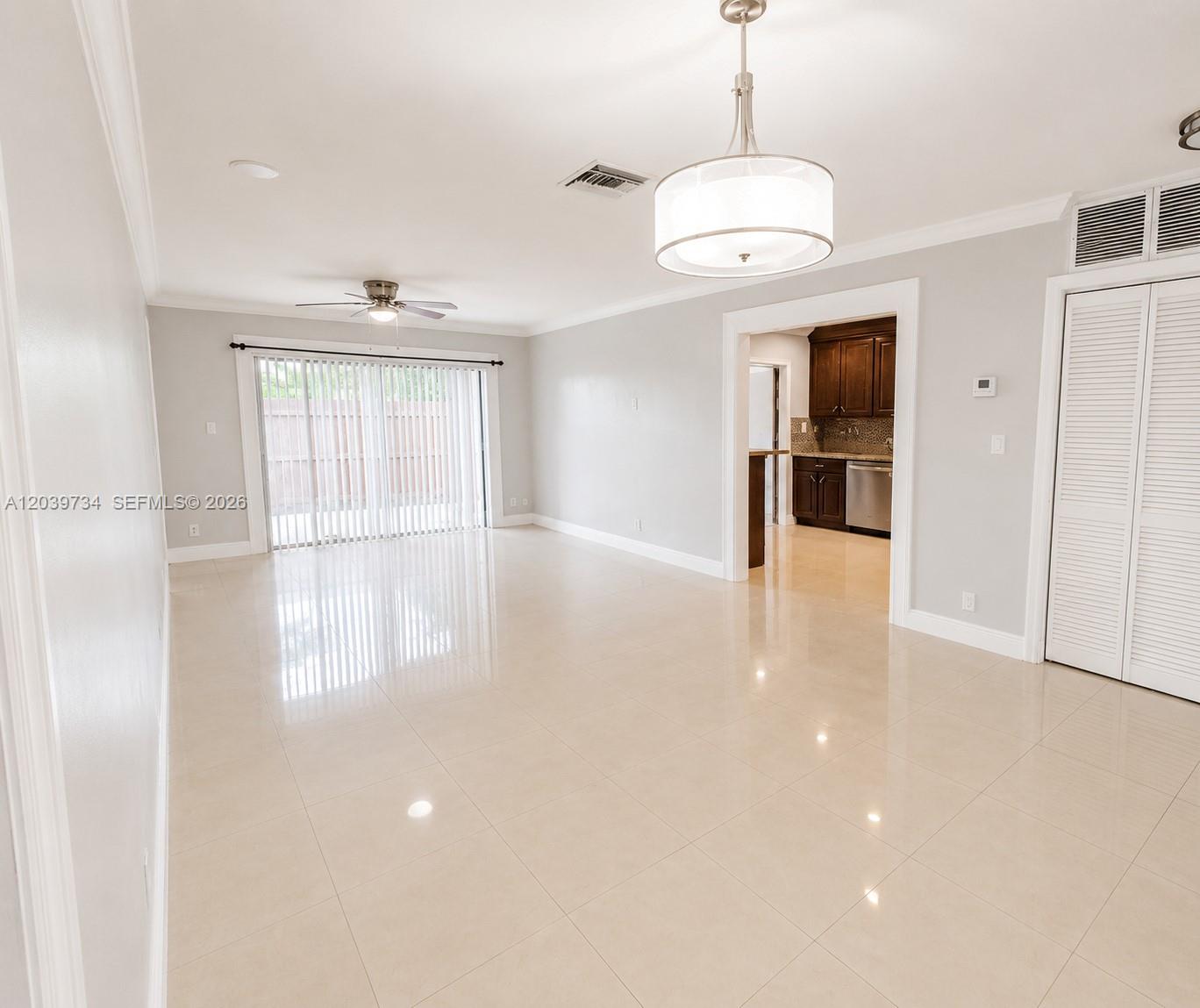 22384 Palomita Dr # 22384