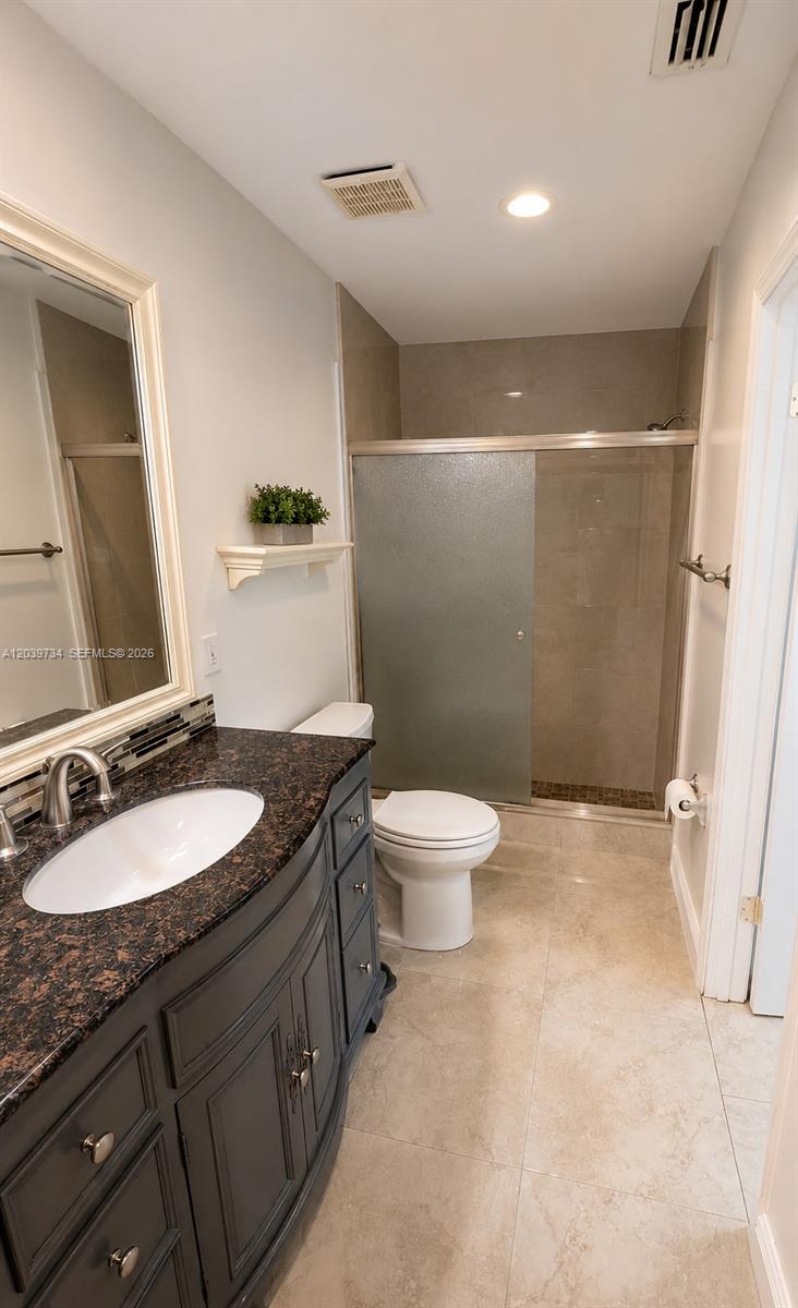 22384 Palomita Dr # 22384