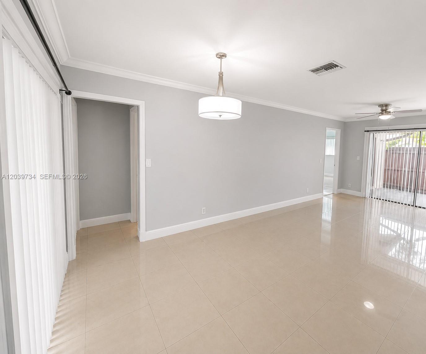 22384 Palomita Dr # 22384