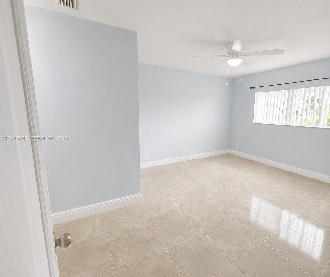 22384 Palomita Dr # 22384