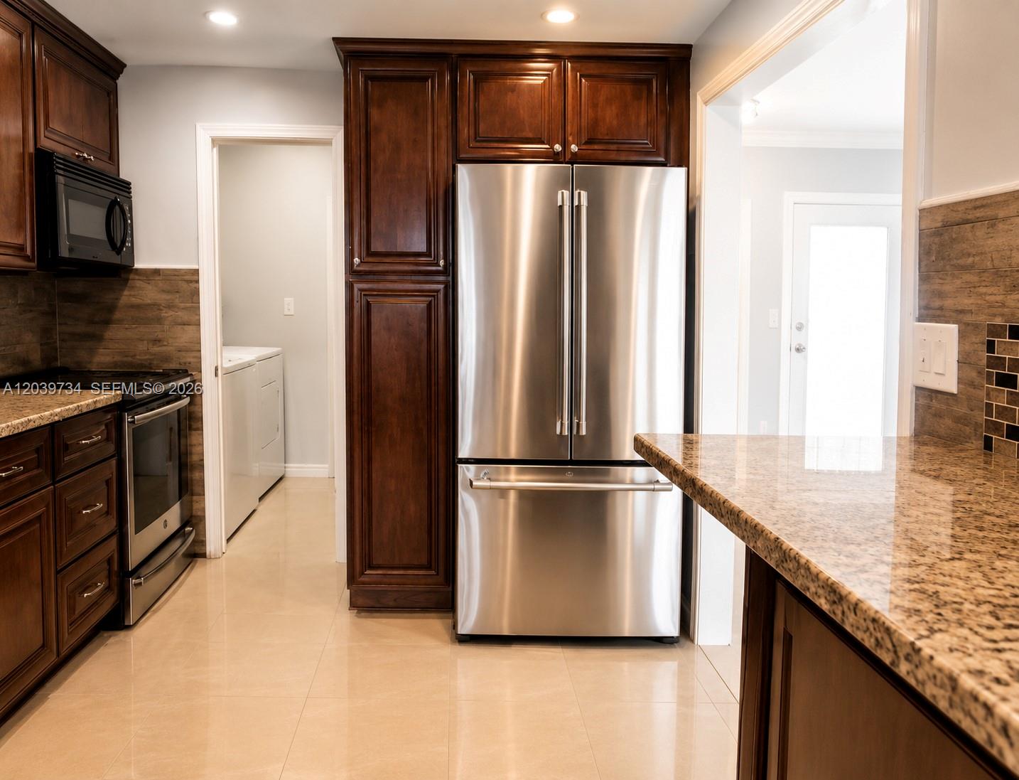 22384 Palomita Dr # 22384