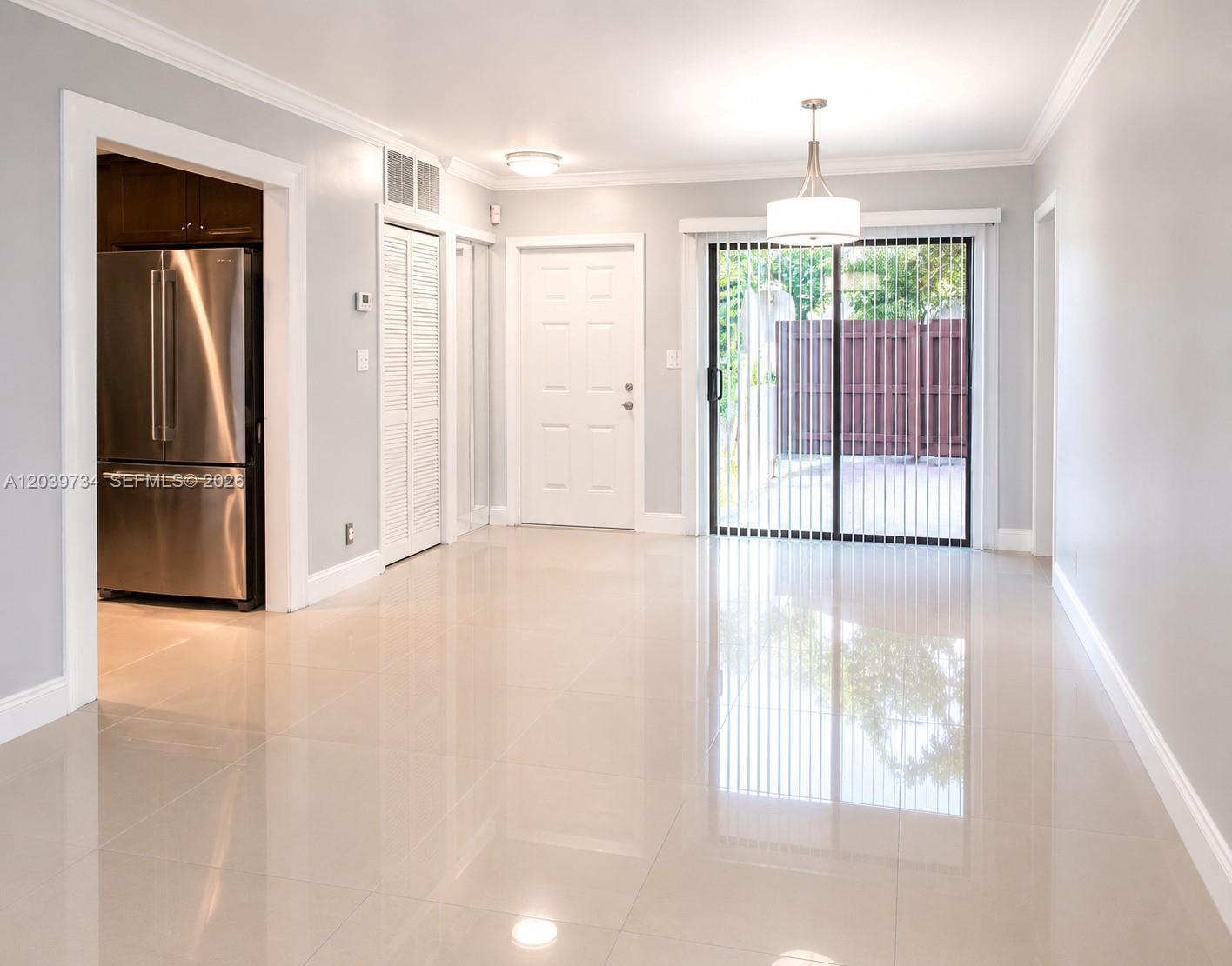 22384 Palomita Dr # 22384