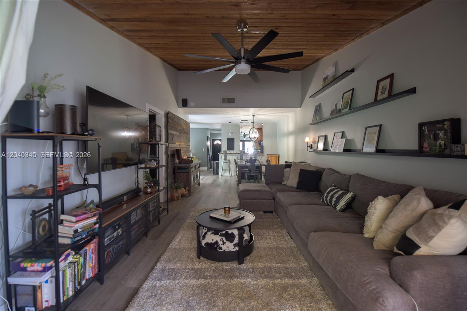8356 NW 37th Pl # 9 Unit: E-9