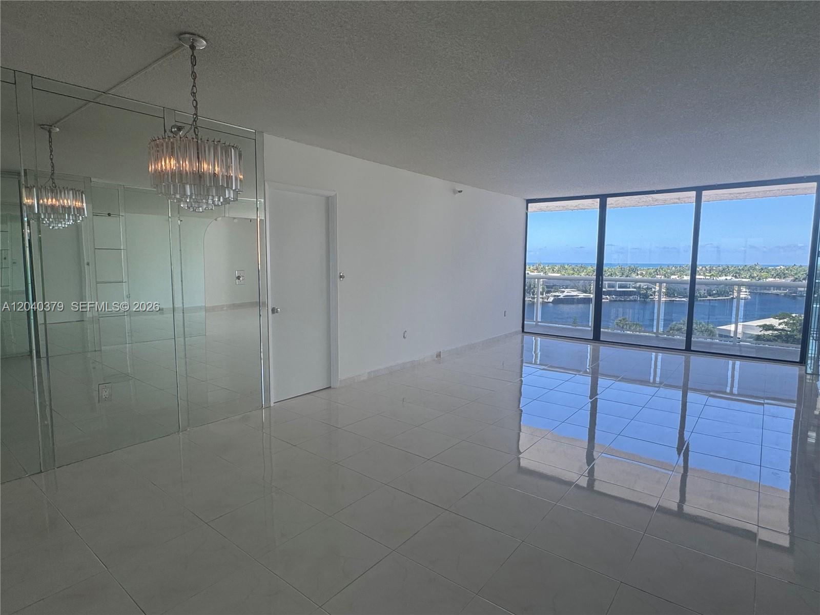 20505 E Country Club Dr # 835