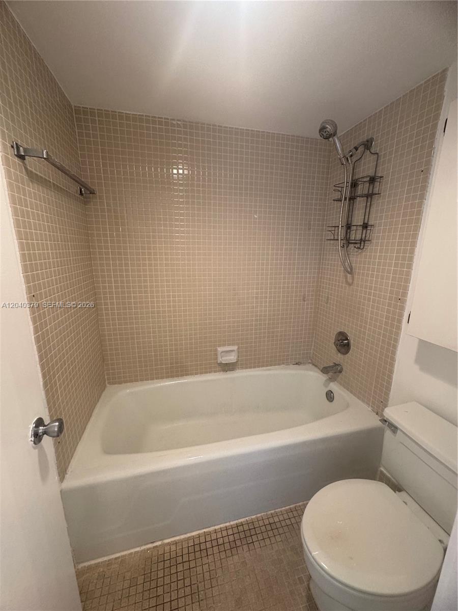 20505 E Country Club Dr # 835
