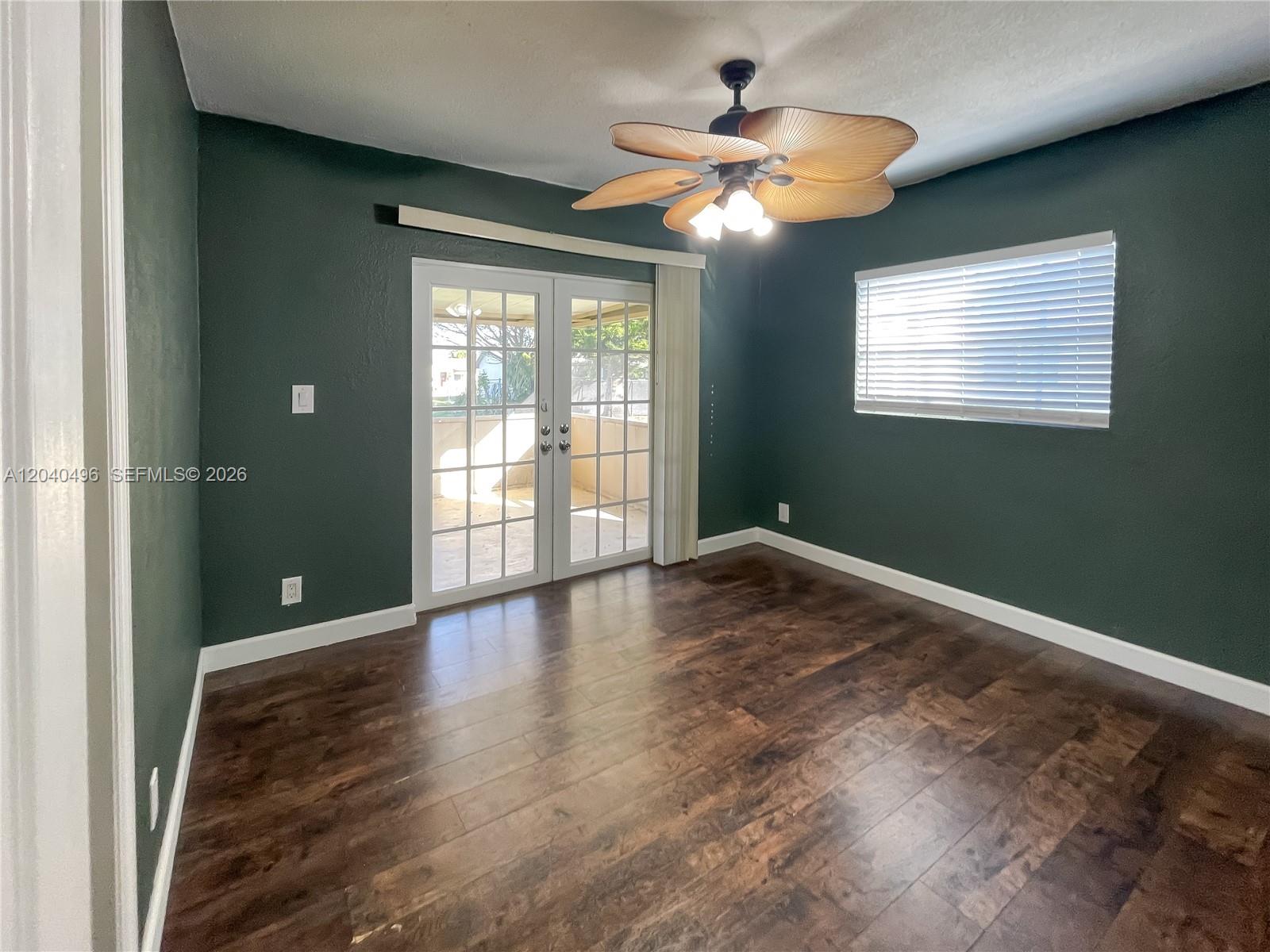 7006 NW 99th Way