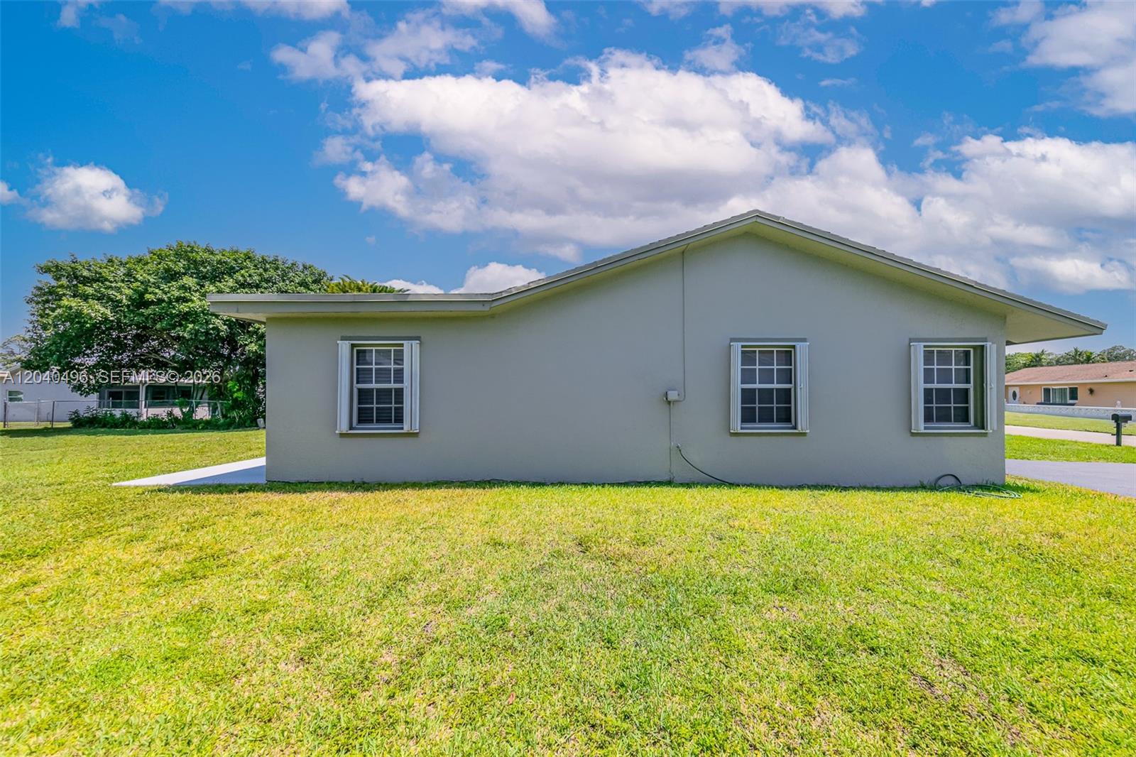 7006 NW 99th Way