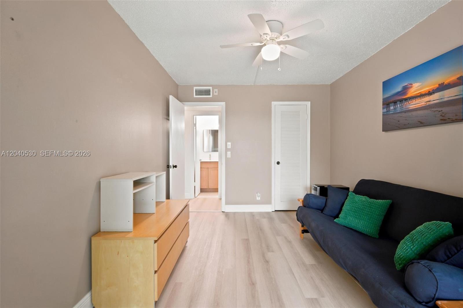 4001 Ashby C # 4001 Unit: #4001