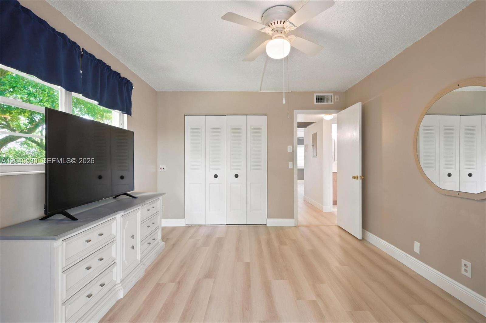 4001 Ashby C # 4001 Unit: #4001