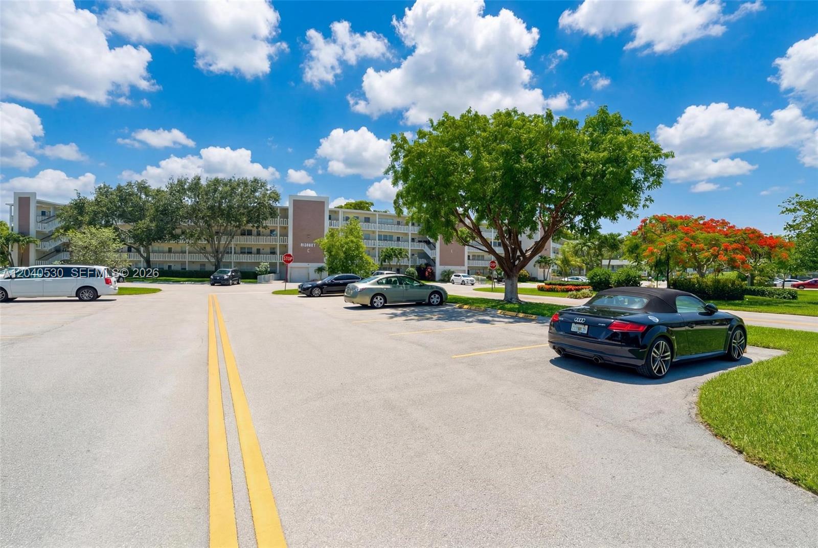 4001 Ashby C # 4001 Unit: #4001