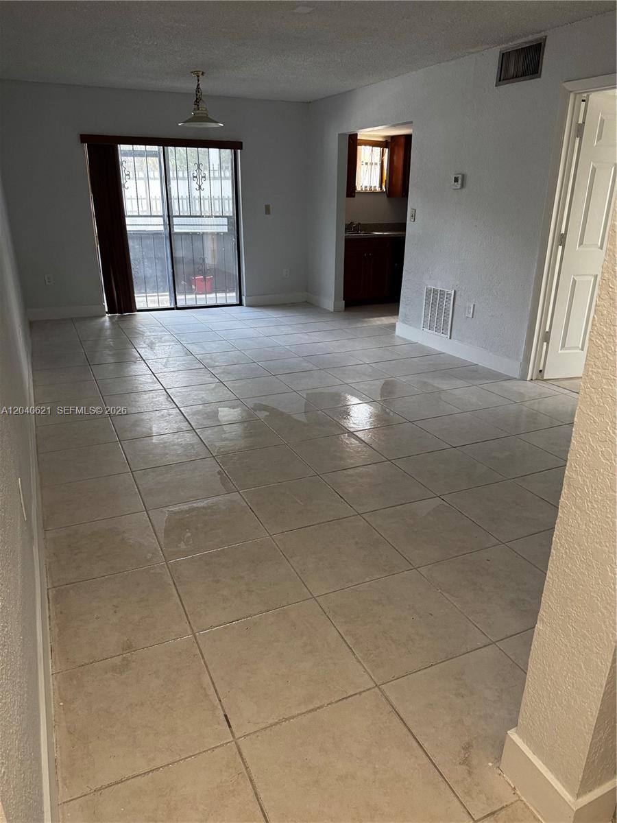 13500 NE 3rd Ct # 120