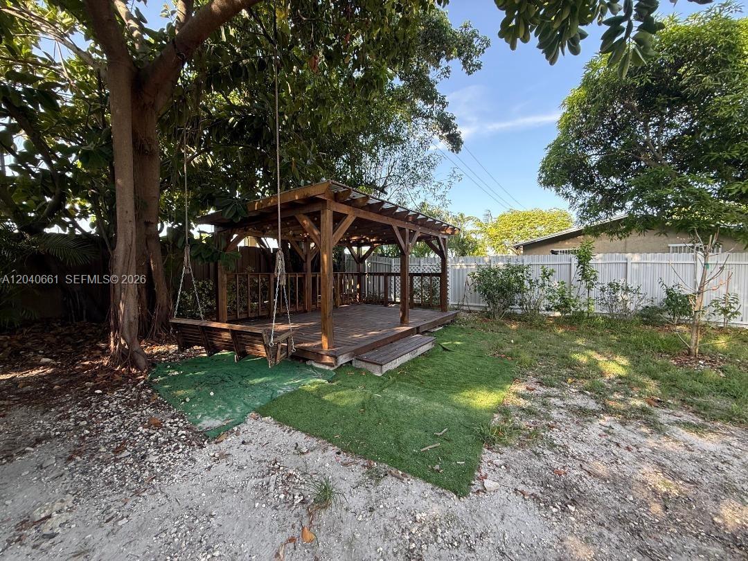 16805 SW 109th Ct