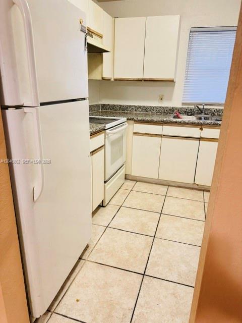 4160 NW 21st St # 201G