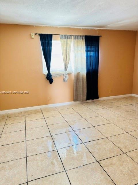 4160 NW 21st St # 201G
