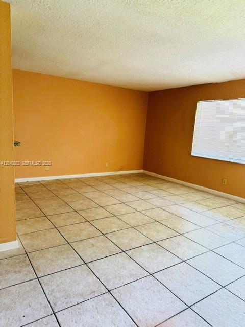 4160 NW 21st St # 201G