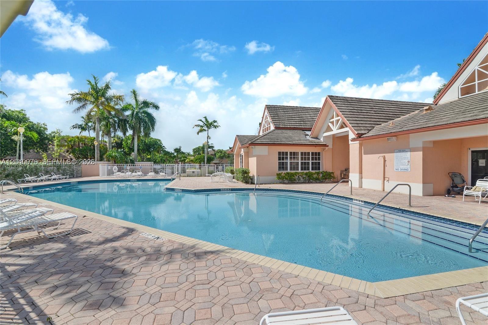 746 NW 208th Way Unit: .