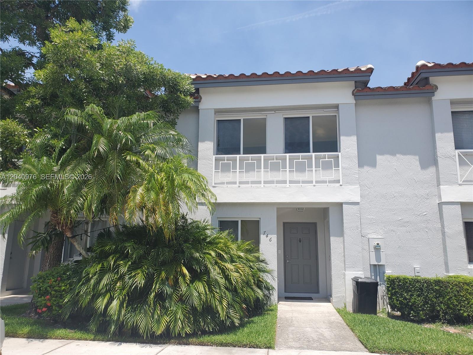 746 NW 208th Way Unit: .