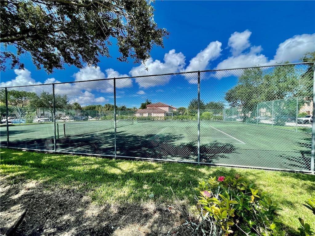 746 NW 208th Way Unit: .