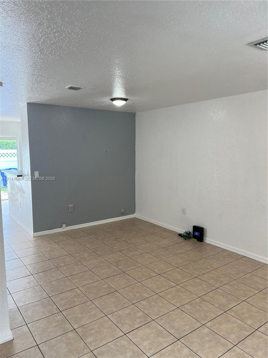 183 Hidden Ct Rd # 33 Unit: F-33