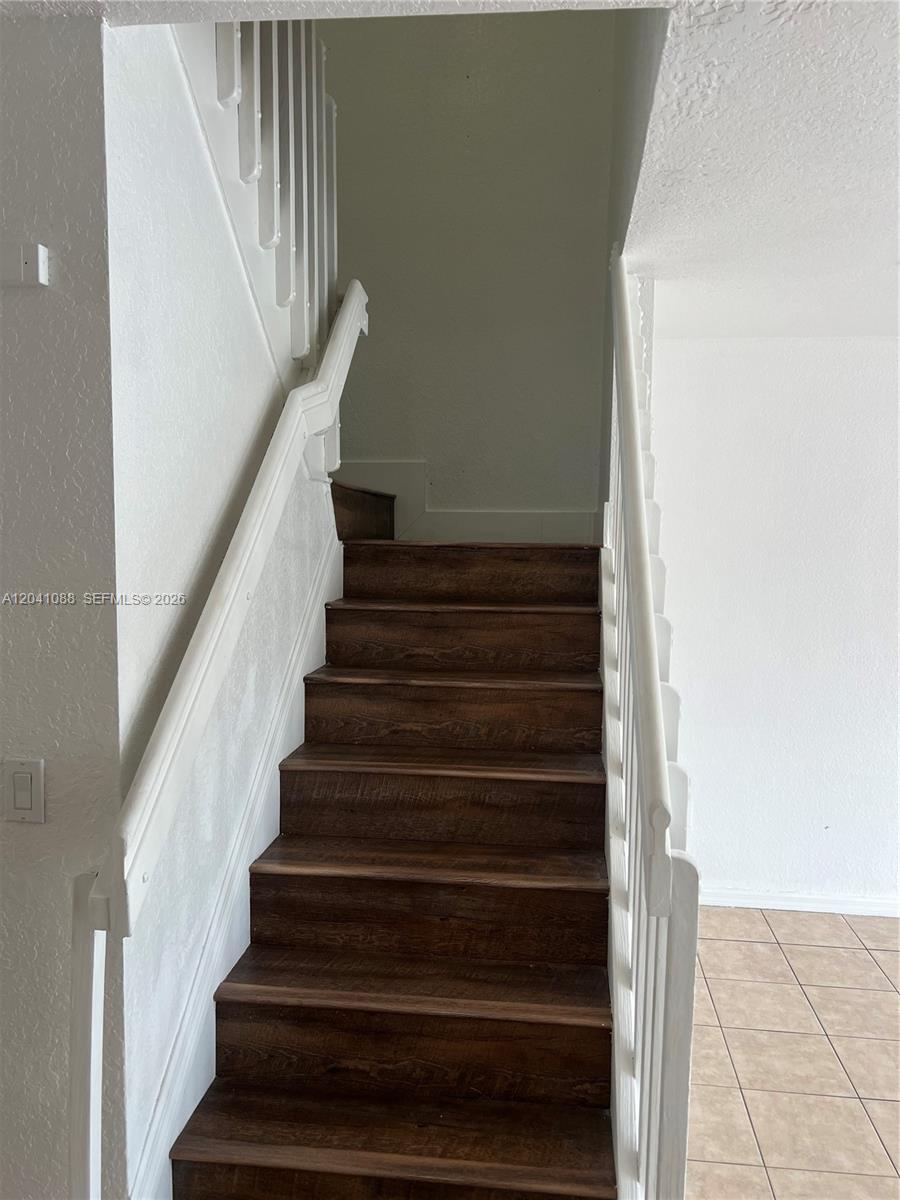 183 Hidden Ct Rd # 33 Unit: F-33