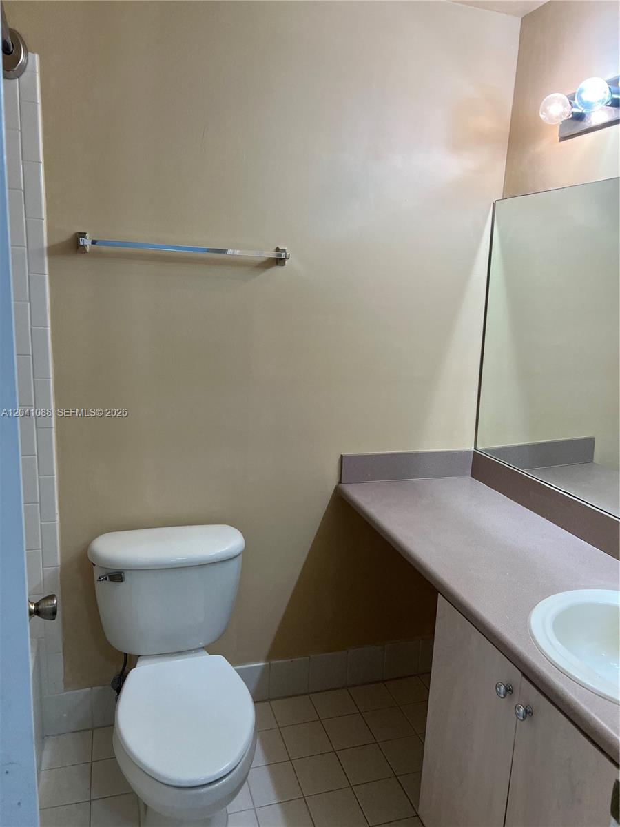 183 Hidden Ct Rd # 33 Unit: F-33