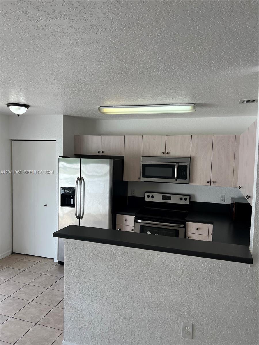 183 Hidden Ct Rd # 33 Unit: F-33