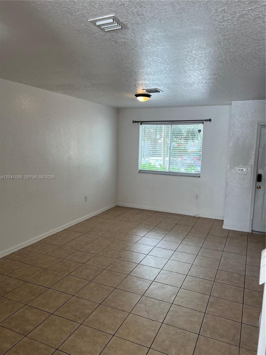 183 Hidden Ct Rd # 33 Unit: F-33