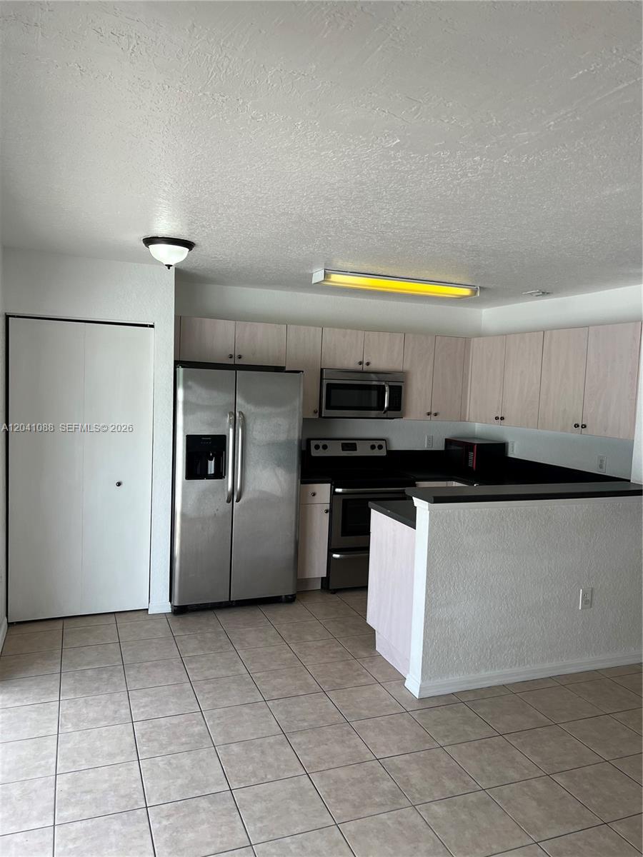 183 Hidden Ct Rd # 33 Unit: F-33