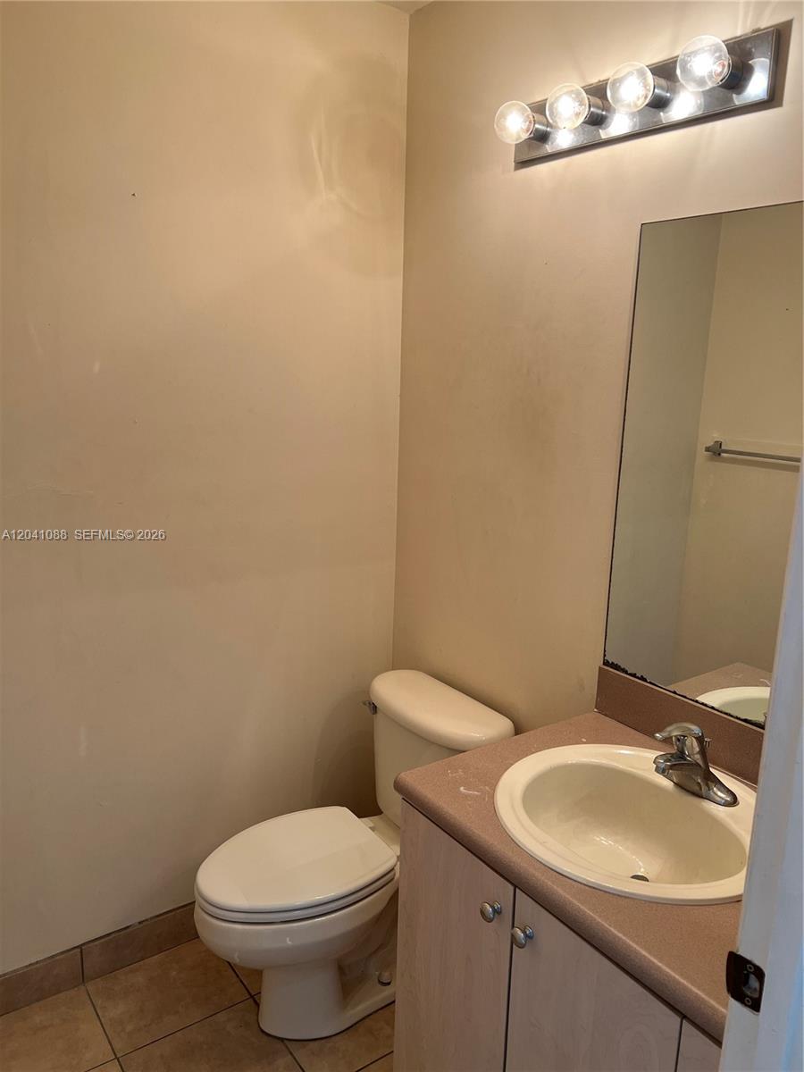 183 Hidden Ct Rd # 33 Unit: F-33