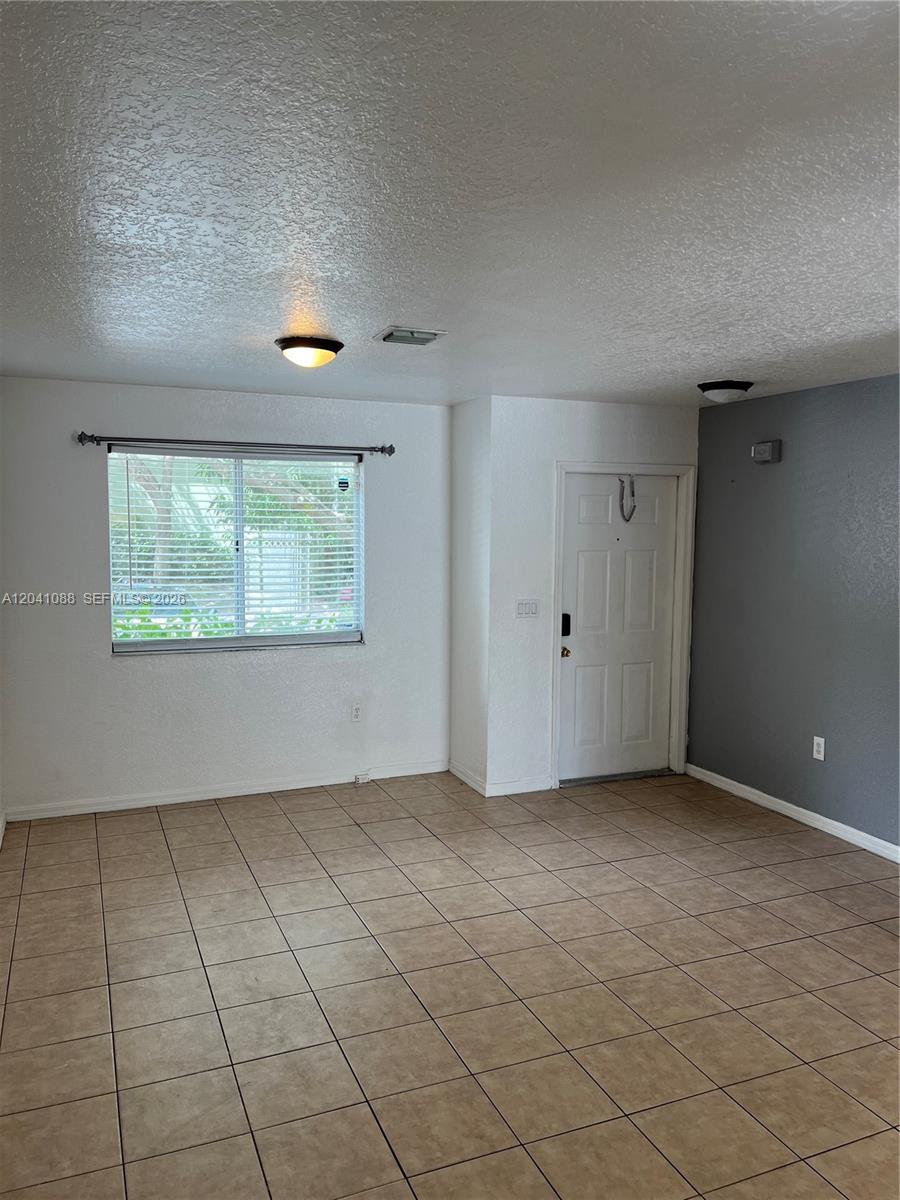 183 Hidden Ct Rd # 33 Unit: F-33