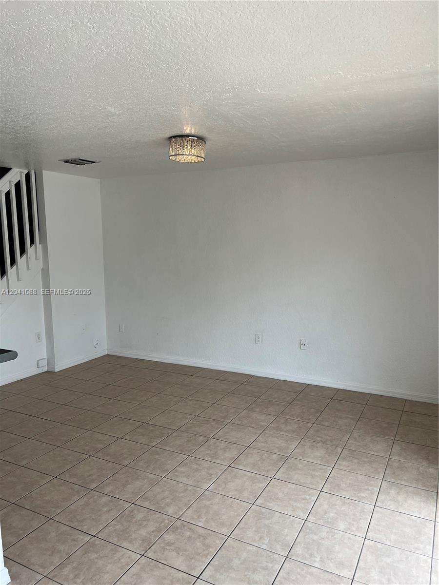 183 Hidden Ct Rd # 33 Unit: F-33