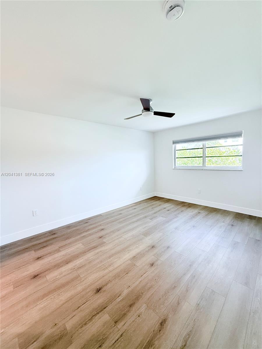 1900 Meridian Ave # 403