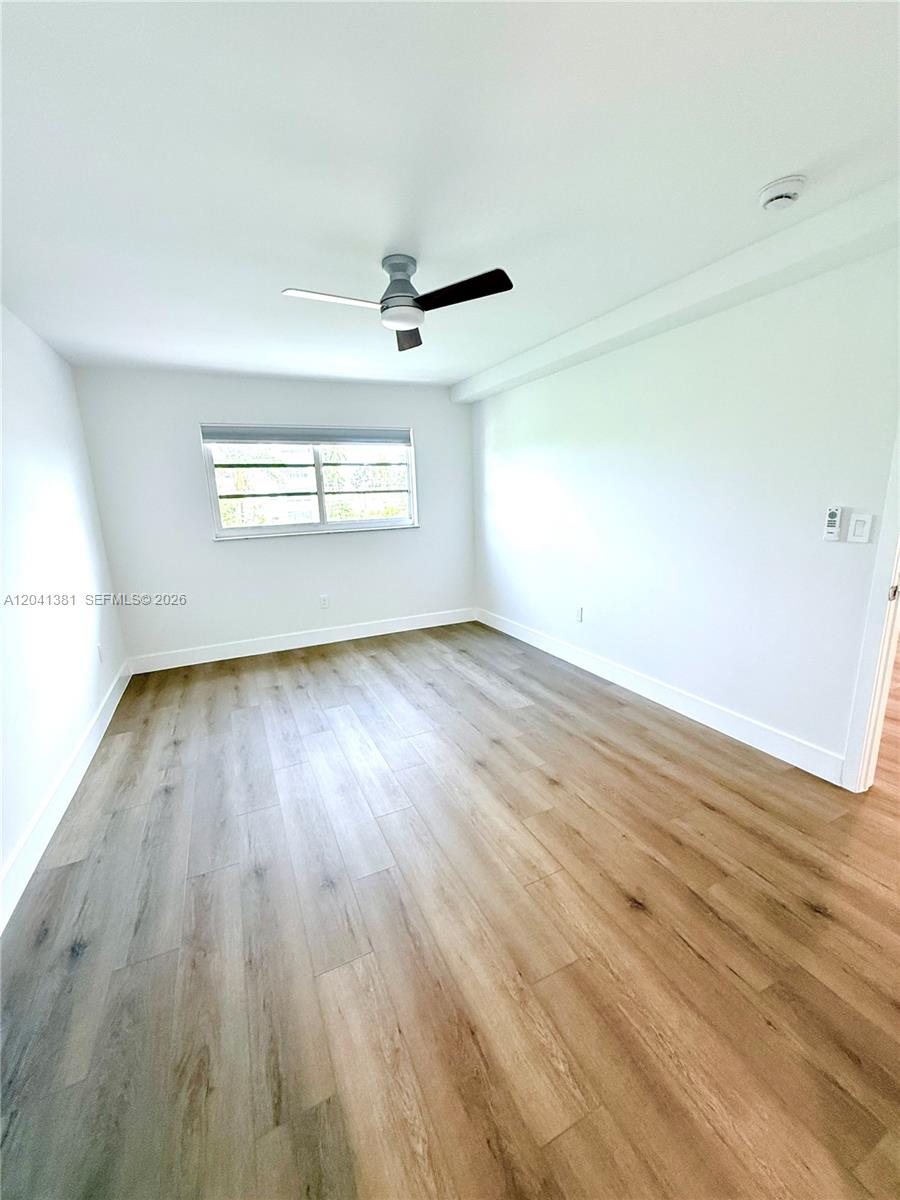 1900 Meridian Ave # 403