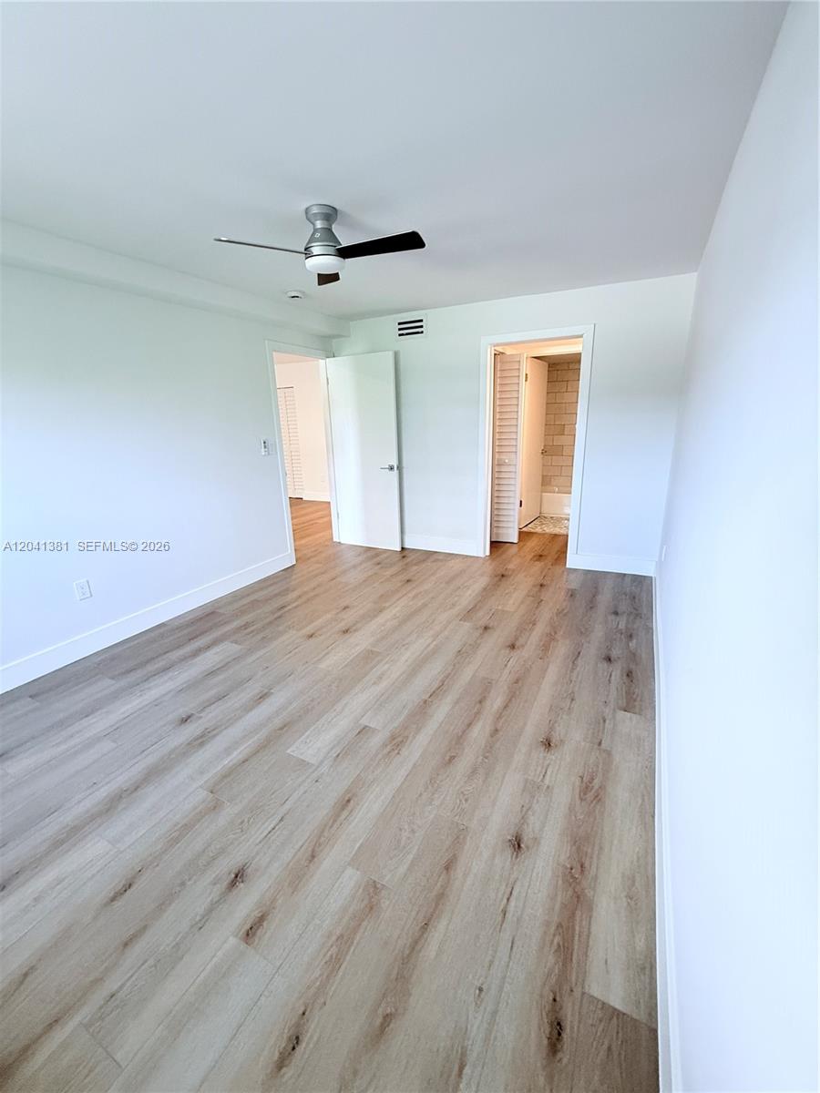 1900 Meridian Ave # 403