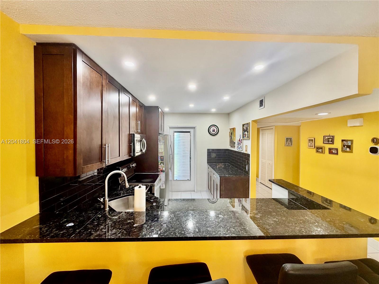 3200 N Palm Aire Dr # 710