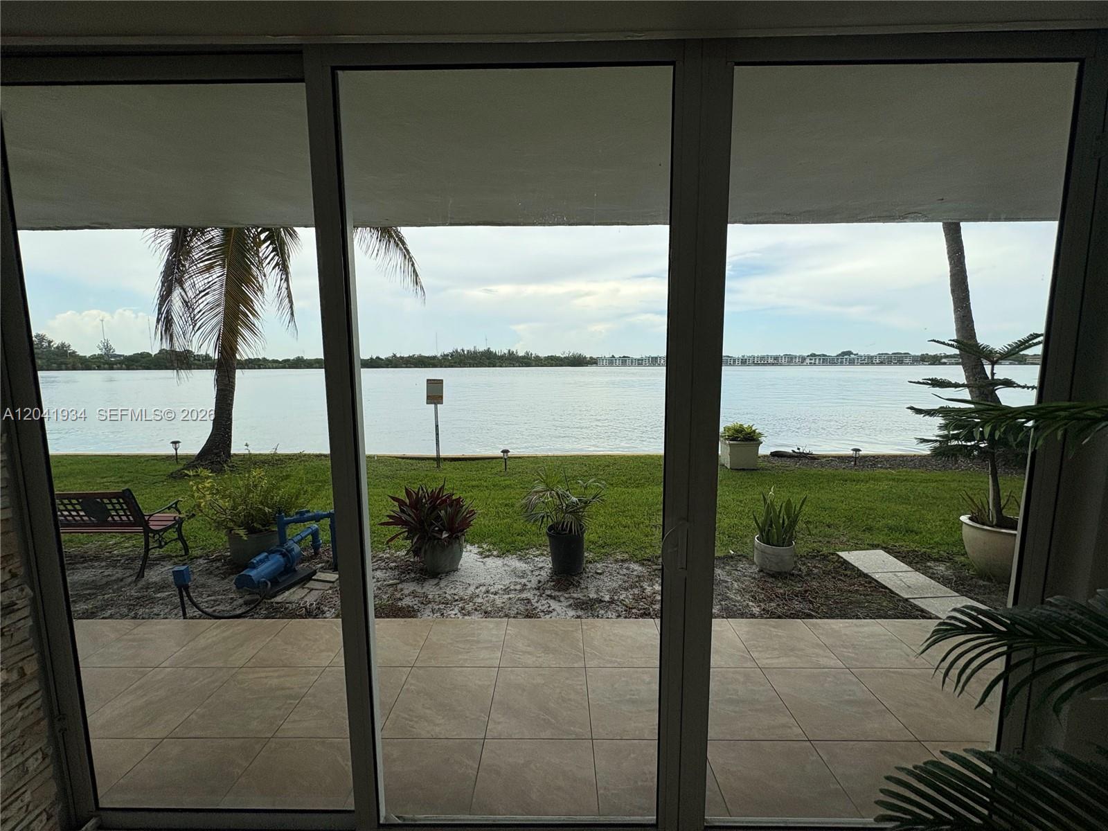 1075 NE Miami Gardens Dr Unit: 211