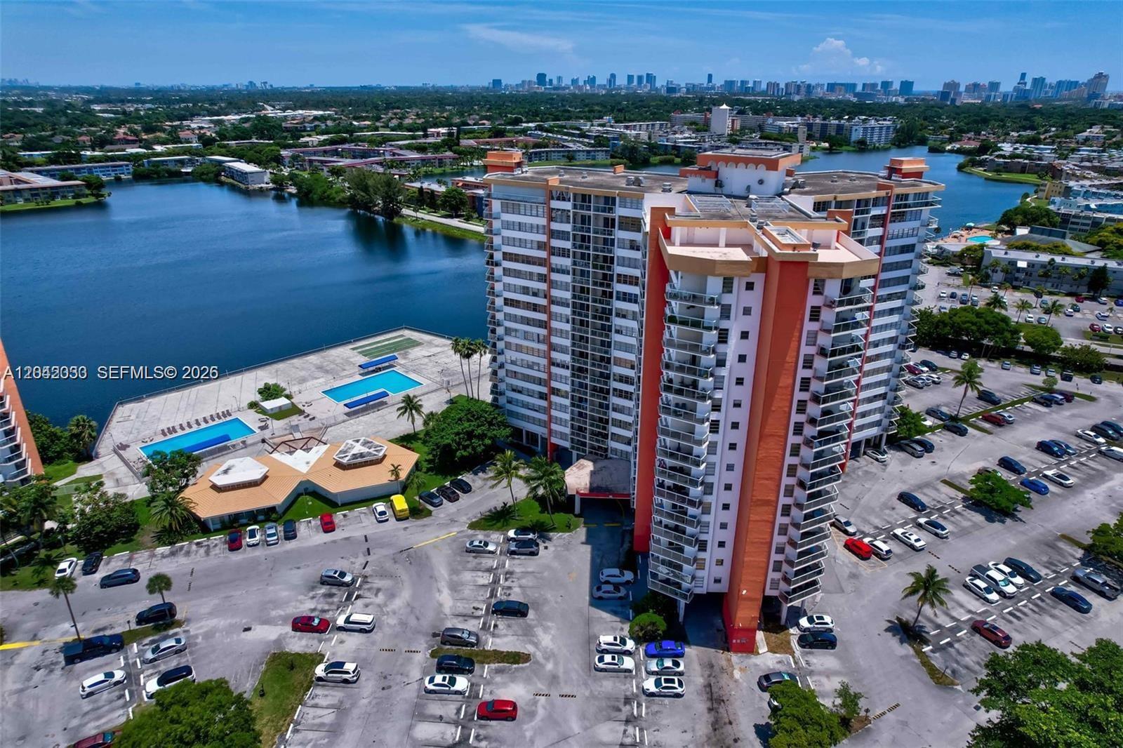 1351 NE Miami Gardens Dr Unit: 222E