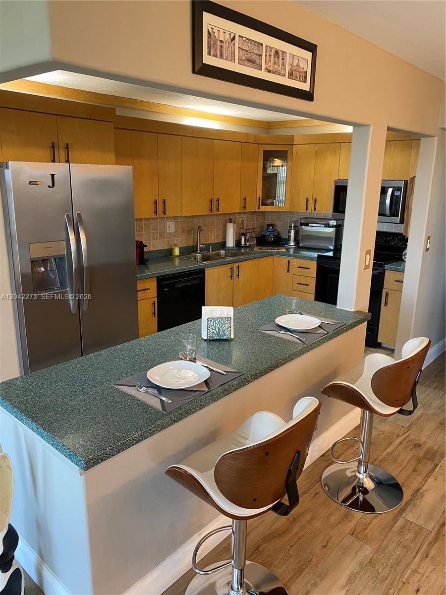 531 N ocean # 611