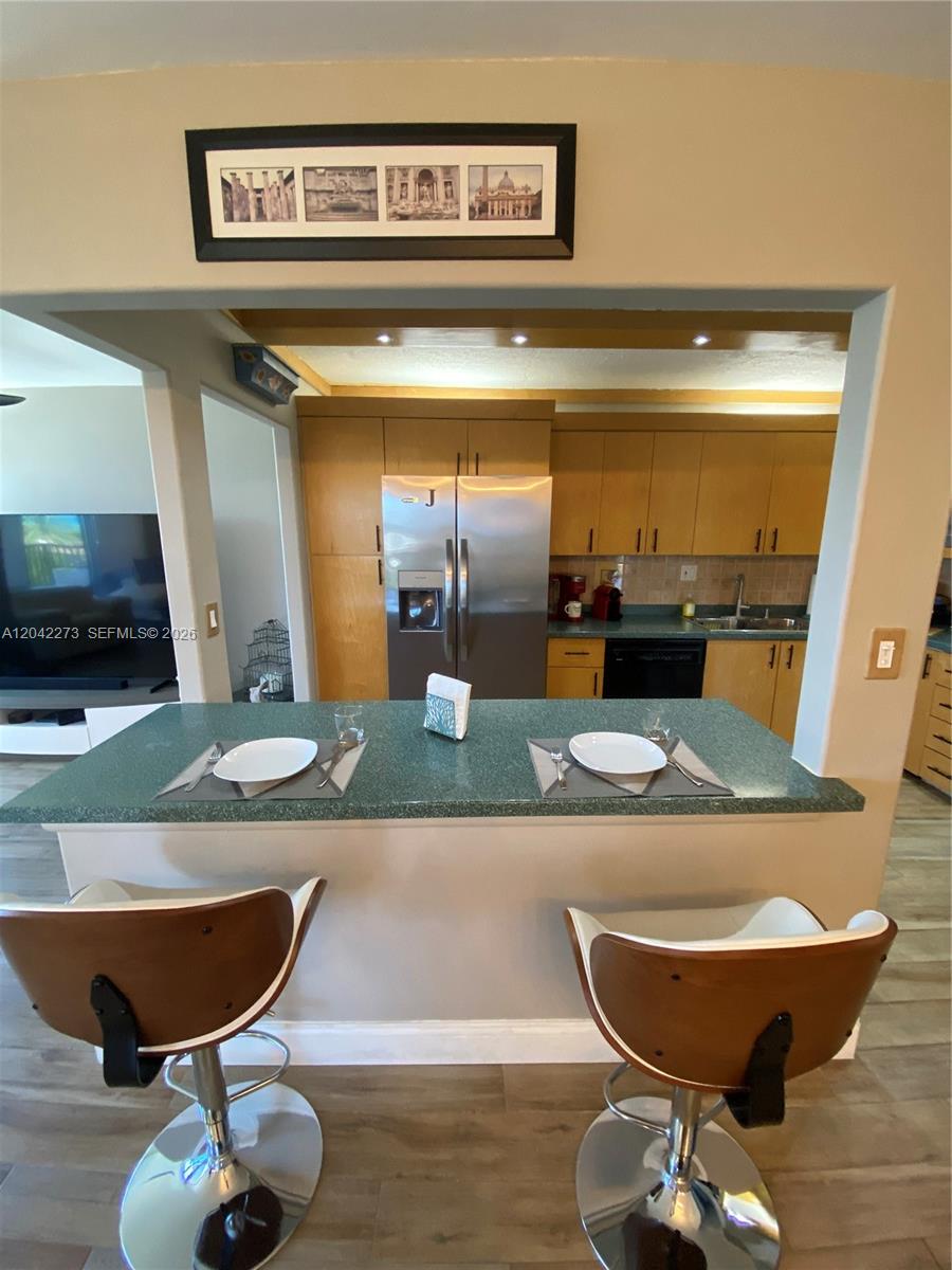531 N ocean # 611