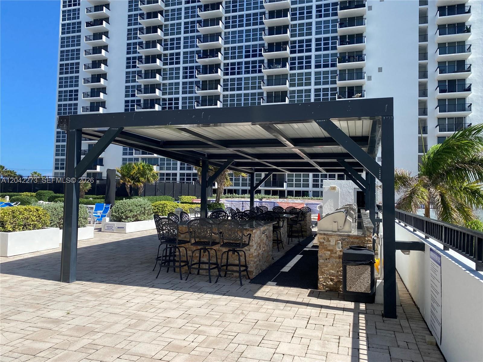 531 N ocean # 611