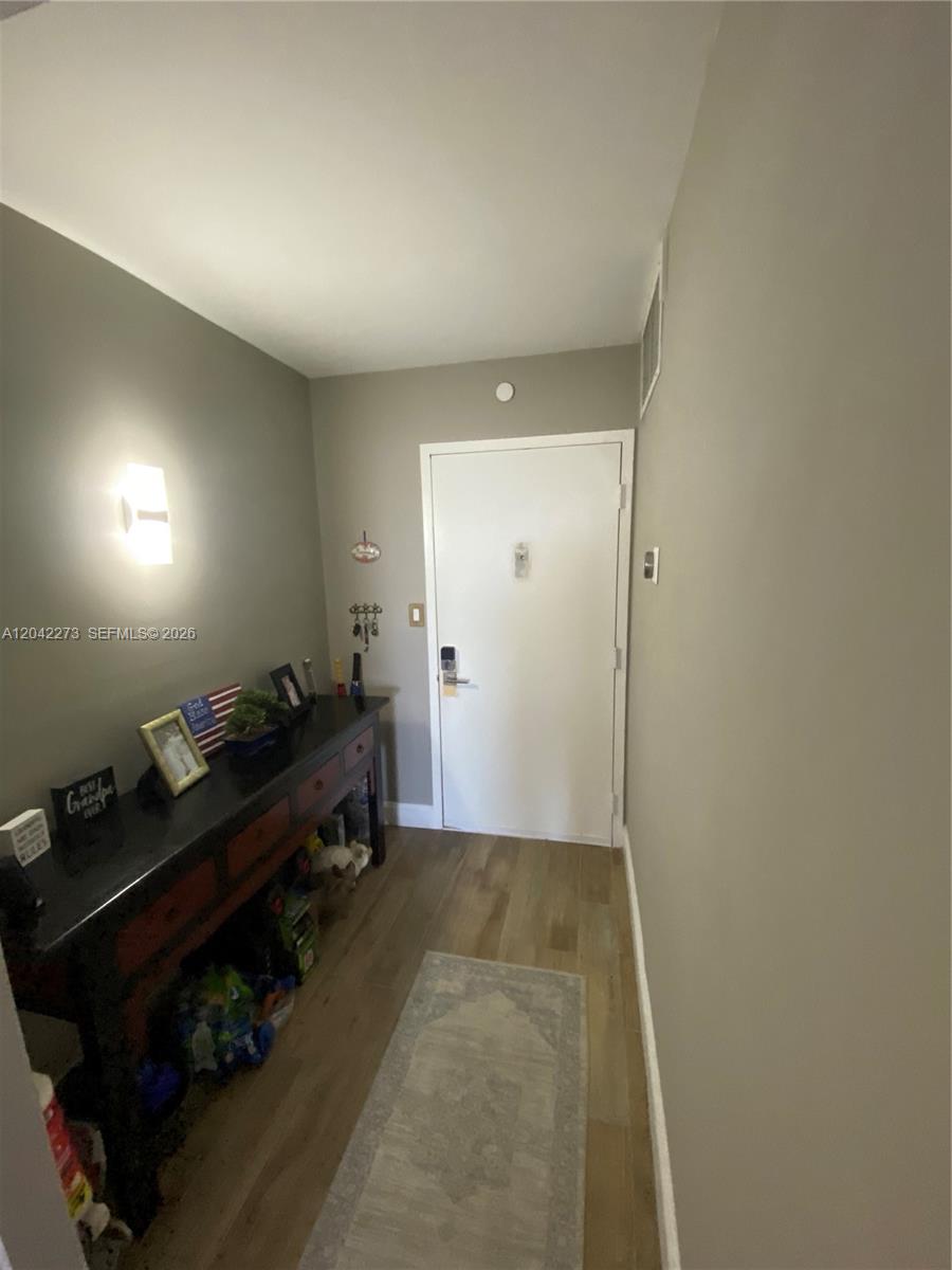 531 N ocean # 611